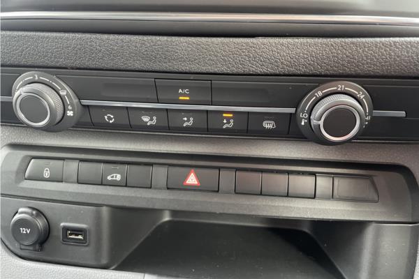 2021 Vauxhall Vivaro 2.0 Turbo D 3100 Sportive Panel Van 5dr Diesel Manual L2 H1 Euro 6 (s/s) (120 ps) - Cloth, photo 16