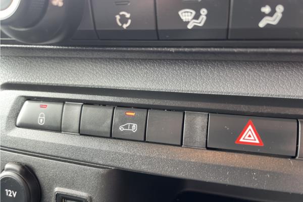 2020 Vauxhall Vivaro 1.5 Turbo D 2900 Dynamic Panel Van 6dr Diesel Manual L2 Euro 6 (s/s) (100 ps) - Cloth, photo 32