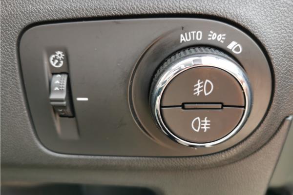 2021 Vauxhall Crossland 1.2 Turbo Elite Nav SUV 5dr Petrol Auto Euro 6 (s/s) (130 ps) - Leather, photo 21