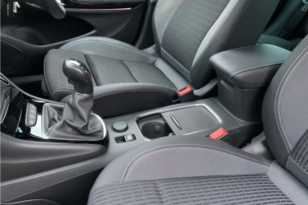 2021 Vauxhall Astra 1.2 Turbo Griffin Edition Hatchback 5dr Petrol Manual Euro 6 (s/s) (145 ps) - Cloth-premium L, photo 40