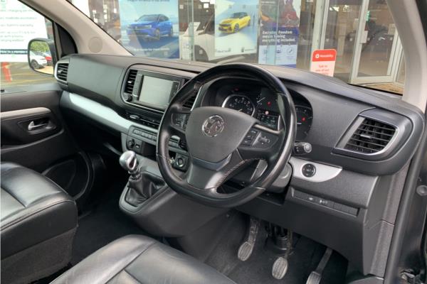 2021 Vauxhall Vivaro Life 2.0 Turbo D Elite L MPV 5dr Diesel Manual Euro 6 (s/s) (8 Seat) (150 ps) - Leather, photo 12