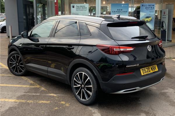 2020 Vauxhall Grandland X 1.6 13.2kWh Business Edition Nav Premium SUV 5dr Petrol Plug-in Hybrid Auto 4WD Euro 6 (s/s) Hybrid4 (300 ps) - Cloth/Leather, photo 5