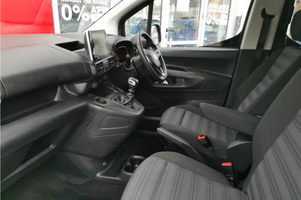 2022 Vauxhall Combo Life 1.5 Turbo D SE MPV 5dr Diesel Manual 6Spd Euro 6 (s/s) (100 ps) - Cloth, photo 15
