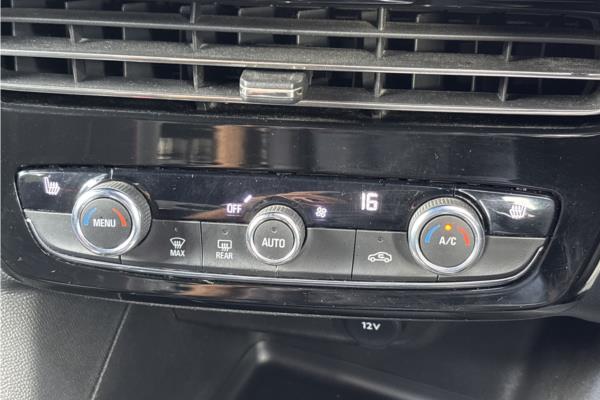 2021 Vauxhall Mokka-e 50kWh SRi Nav Premium SUV 5dr Electric Auto (136 ps) - Cloth, photo 16