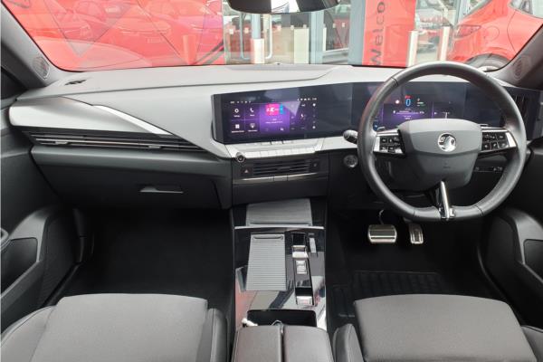 2023 Vauxhall Astra 1.6 PiH 12.4kWh GS Hatchback 5dr Petrol Plug-in Hybrid Auto Euro 6 (s/s) (180 ps) - Interior trim material, Greta cloth, Jet Black, photo 10
