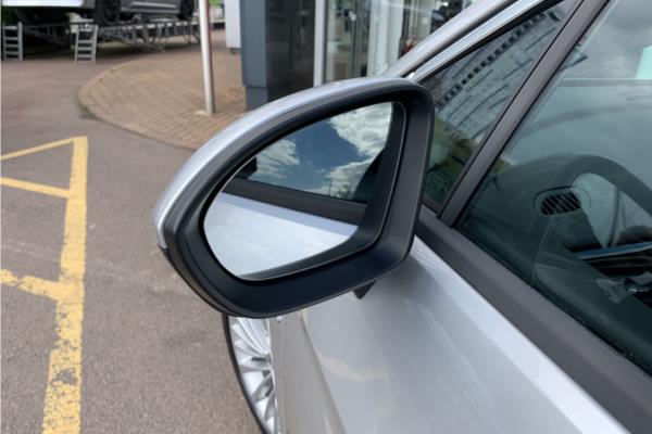 2018 Vauxhall Astra 1.4i Turbo Elite Nav Hatchback 5dr Petrol Auto Euro 6 (s/s) (150 ps) - Leather, photo 41