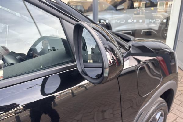 BYD Dolphin* Surf 5Dr 65kW Boost 43kWh Auto - Black+grey Vegn, photo 40