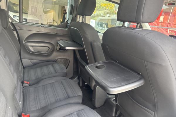 2020 Vauxhall Combo Life 1.5 Turbo D Elite XL MPV 5dr Diesel Auto Euro 6 (s/s) (130 ps) - Cloth, photo 38