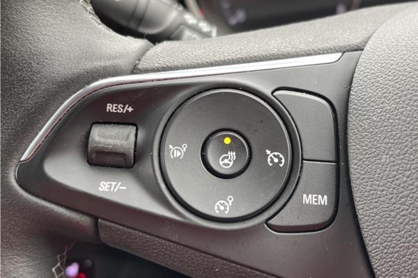 2022 Vauxhall Crossland 1.2 Turbo Ultimate SUV 5dr Petrol Auto Euro 6 (s/s) (130 ps) - Cloth, photo 18