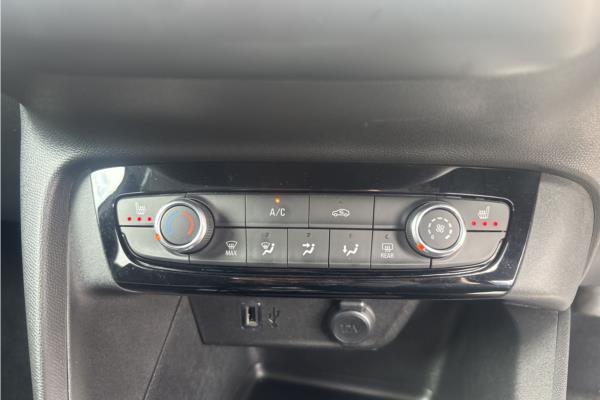 2020 Vauxhall Corsa 1.2 Turbo Elite Nav Hatchback 5dr Petrol Auto Euro 6 (s/s) (100 ps) - Cloth, photo 16