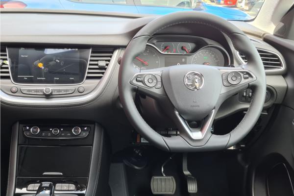 2020 Vauxhall Grandland X 1.6 13.2kWh Ultimate Nav SUV 5dr Petrol Plug-in Hybrid Auto 4WD Euro 6 (s/s) Hybrid4 (300 ps) - Leather, photo 11
