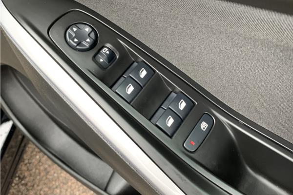 2020 Vauxhall Grandland X 1.2 Turbo SE Premium SUV 5dr Petrol Auto Euro 6 (s/s) (130 ps) - Cloth, photo 22