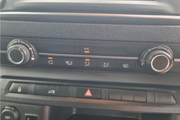 2020 Vauxhall Vivaro 2.0 Turbo D 3100 Dynamic Panel Van 6dr Diesel Manual L1 H1 Euro 6 (s/s) (120 ps) - Cloth, photo 16