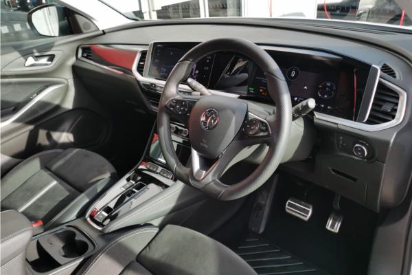 2023 Vauxhall Grandland 1.6 14.2kWh GSe SUV 5dr Petrol Plug-in Hybrid Auto AWD Euro 6 (s/s) (300 ps) - Black Alcantara, photo 12