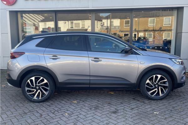 2018 Vauxhall Grandland X 1.2 Turbo Elite Nav SUV 5dr Petrol Manual (s/s) (130 ps) - Black Siena, photo 9