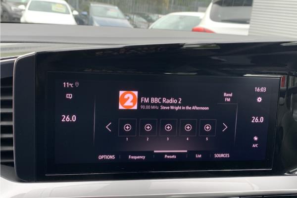 2021 Vauxhall Mokka 1.2 Turbo Elite Nav Premium SUV 5dr Petrol Auto (s/s) (130 ps) - Jet Black Fabrc, photo 17