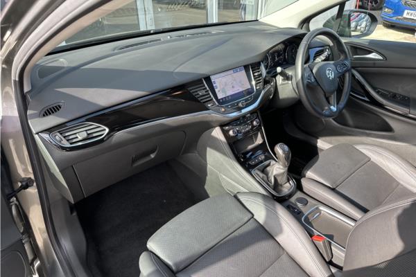 2021 Vauxhall Astra 1.2 Turbo Elite Nav Premium Hatchback 5dr Petrol Manual Euro 6 (s/s) (145 ps) - Leather, photo 15