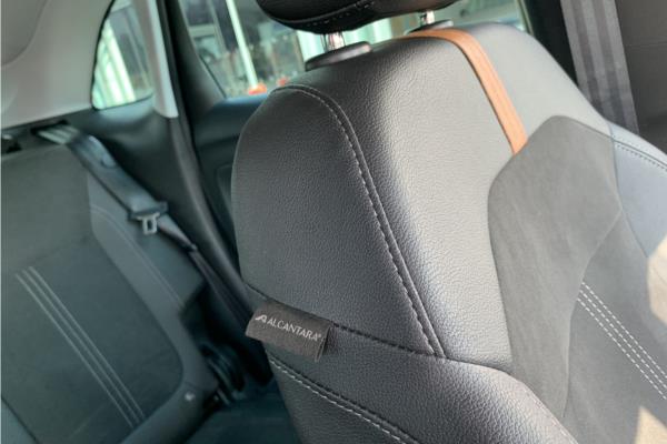 2021 Vauxhall Crossland 1.2 Turbo Ultimate Nav SUV 5dr Petrol Auto Euro 6 (s/s) (130 ps) - Cloth/Alcantara, photo 48