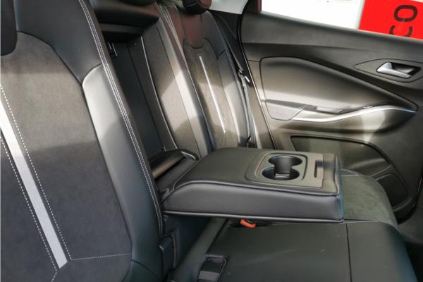 2023 Vauxhall Grandland 1.6 14.2kWh GSe SUV 5dr Petrol Plug-in Hybrid Auto AWD Euro 6 (s/s) (300 ps) - Black Alcantara, photo 36