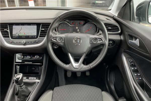 2021 Vauxhall Grandland X 1.2 Turbo Griffin Edition Euro 6 (s/s) 5dr - Cloth, photo 11