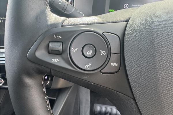 2024 Vauxhall Corsa-e 50kWh Elite Premium Hatchback 5dr Electric Auto (136 ps) - Captain Blue/Mistral Cloth/Leather effect, photo 18
