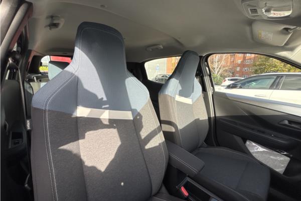 Vauxhall Frontera 1.2 Hybrid 110ps Design E-dct6 - Grey Cloth Seat, photo 33