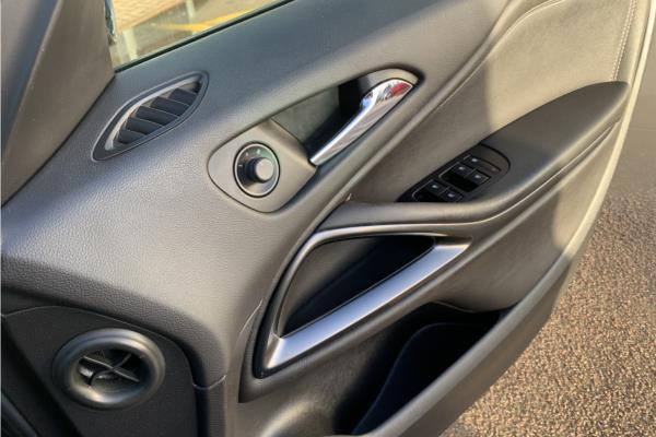 2018 Vauxhall Zafira Tourer 1.4i Turbo Elite Nav MPV 5dr Petrol Auto Euro 6 (140 ps) - Leather, photo 51