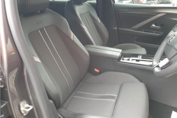2023 Vauxhall Astra 1.2 Turbo GS Hatchback 5dr Petrol Auto Euro 6 (s/s) (130 ps) - Cloth, photo 34