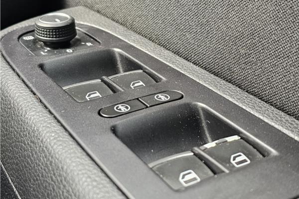 Non Franchise 2021 Volkswagen Sharan 1.4 TSI GPF SE Nav MPV 5dr Petrol DSG Euro 6 (s/s) (150 ps) - Fabic - Cloth, photo 22
