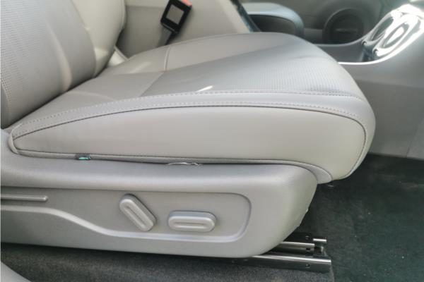 Leapmotor B10 5Dr 160kW 70kWh AU - Light Grey Lth, photo 28
