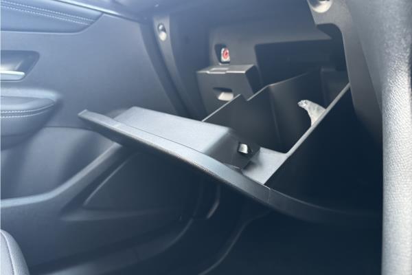 2024 Vauxhall Mokka 1.2 MHEV Ultimate SUV 5dr Petrol Hybrid e-DCT Euro 6 (s/s) (136 ps) - Black Alcantara, photo 26