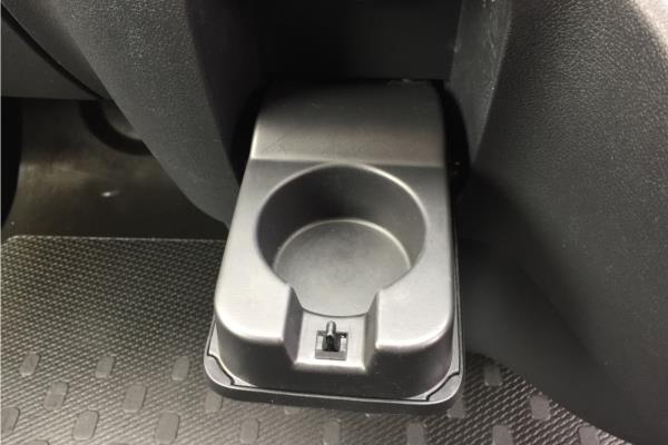 2018 VAUXHALL VIVARO - Cloth, photo 23