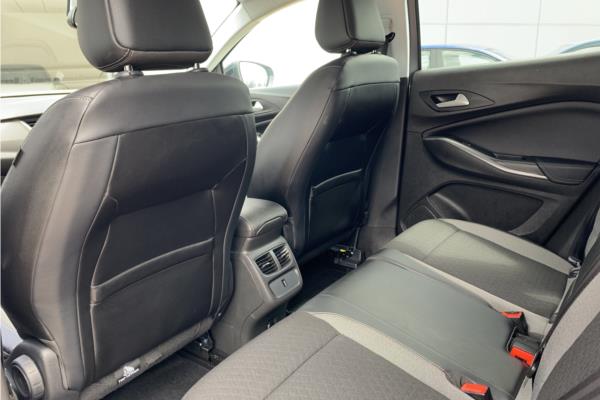 2021 Vauxhall Grandland X 1.2 Turbo SRi Nav SUV 5dr Petrol Auto Euro 6 (s/s) (130 ps) - Cloth, photo 44