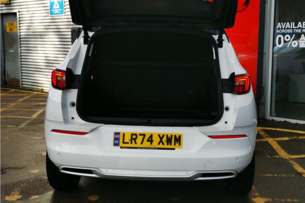 2024 Vauxhall Grandland 1.2 MHEV Ultimate SUV 5dr Petrol Hybrid e-DCT Euro 6 (s/s) (136 ps) - Black Alcantara, photo 14