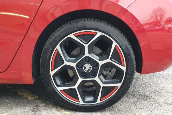 2022 Vauxhall Astra 1.6 12.4kWh GS Line Hatchback 5dr Petrol Plug-in Hybrid Auto Euro 6 (s/s) (180 ps) - Cloth Sienna/Jet Blk, photo 20