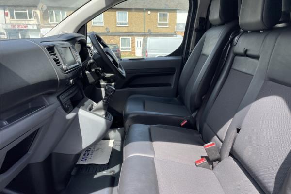 2019 Vauxhall Vivaro 1.5 Turbo D 2700 Sportive Panel Van 5dr Diesel Manual L1 H1 EU6 (s/s) (120 ps) - Curtiba Tritone, photo 15