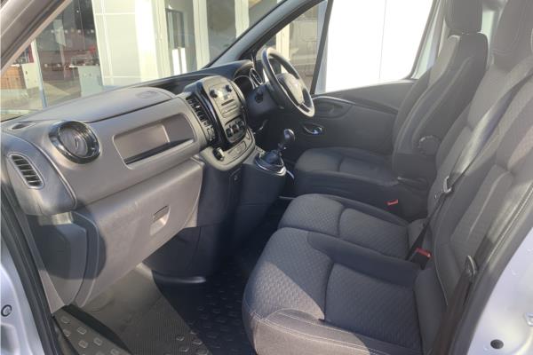 Non Franchise 2019 Vauxhall Vivaro 1.6 CDTi 2700 BiTurbo ecoTEC Sportive Panel Van 5dr Diesel Manual L1 H1 Euro 6 (s/s) (125 ps) - Connect Black, photo 15