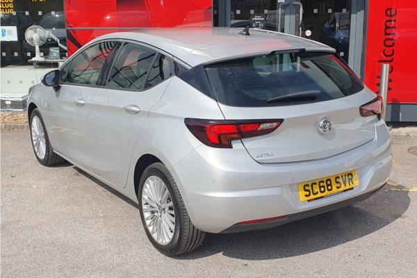 2019 Vauxhall Astra 1.4i Turbo GPF Elite Nav Hatchback 5dr Petrol Auto Euro 6 (s/s) (150 ps) - Leather, photo 6