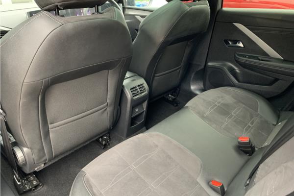 2024 Vauxhall Astra 1.2 Turbo Ultimate Hatchback 5dr Petrol Manual Euro 6 (s/s) (130 ps) - Leather, photo 47