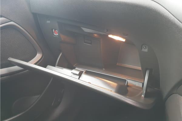 2021 Vauxhall Crossland 1.2 Turbo Elite Nav SUV 5dr Petrol Auto Euro 6 (s/s) (130 ps) - Cloth, photo 26