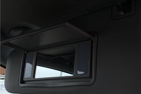 2021 Vauxhall Crossland 1.2 Turbo Ultimate Nav SUV 5dr Petrol Auto Euro 6 (s/s) (130 ps) - Cloth/Alcantara, photo 30