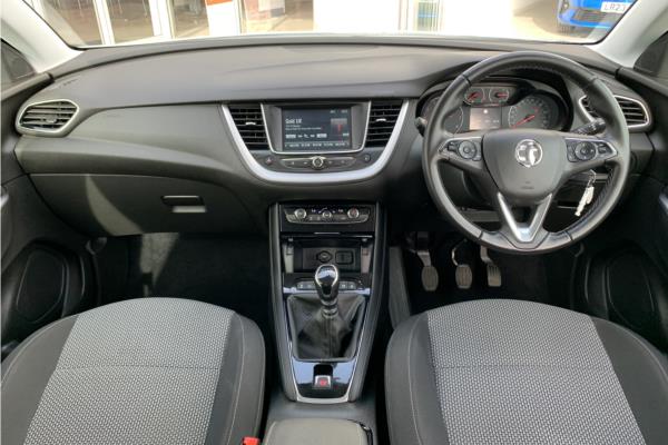 2019 Vauxhall Grandland X 1.2 Turbo GPF SE SUV 5dr Petrol Manual Euro 6 (s/s) (130 ps) - Cloth, photo 10