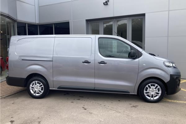2020 VAUXHALL VIVARO - Cloth, photo 8