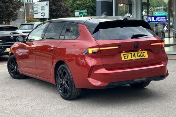 2024 VAUXHALL ASTRA - Jet Black Greta, photo 6