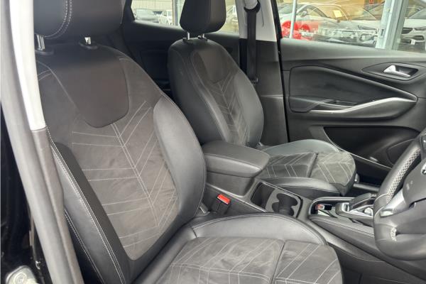 2022 Vauxhall Grandland 1.2 Turbo Ultimate SUV 5dr Petrol Auto Euro 6 (s/s) (130 ps) - Harlekin Black, photo 34