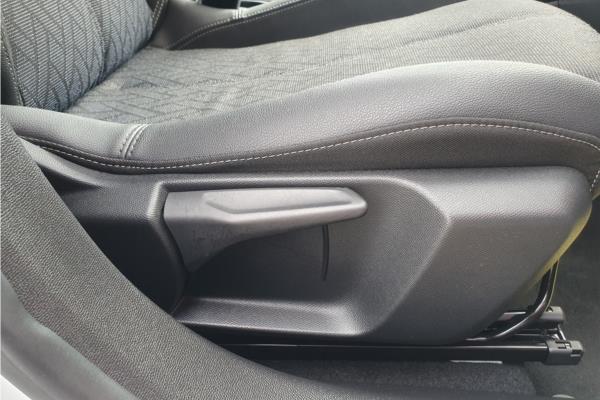 2021 Vauxhall Corsa 1.2 Turbo Elite Hatchback 5dr Petrol Auto Euro 6 (s/s) (100 ps) - Cloth, photo 29