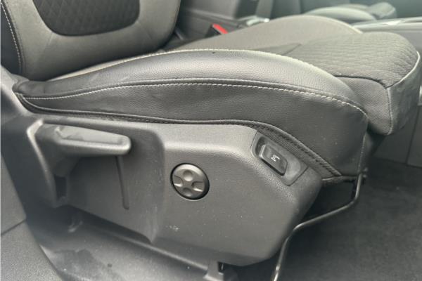 2020 Vauxhall Grandland X 1.2 Turbo SRi Nav SUV 5dr Petrol Auto Euro 6 (s/s) (130 ps) - Cloth, photo 29