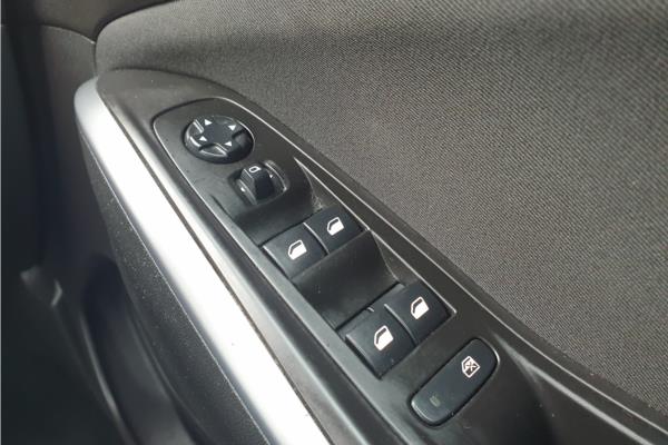 2019 Vauxhall Grandland X 1.2 Turbo SE SUV 5dr Petrol Auto 8Spd Euro 6 (s/s) (130 ps) - Cloth, photo 22