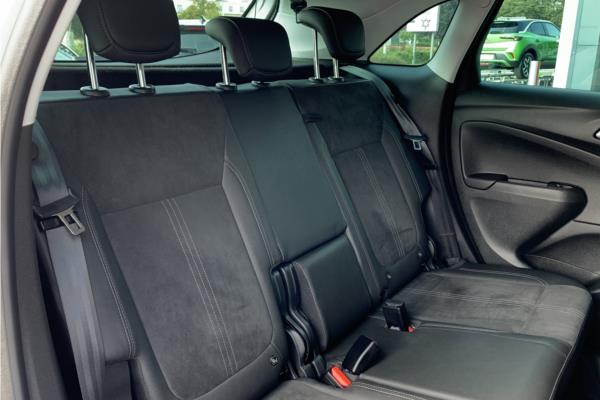 2021 Vauxhall Crossland 1.2 Turbo Ultimate Nav SUV 5dr Petrol Auto Euro 6 (s/s) (130 ps) - Cloth/Alcantara, photo 13
