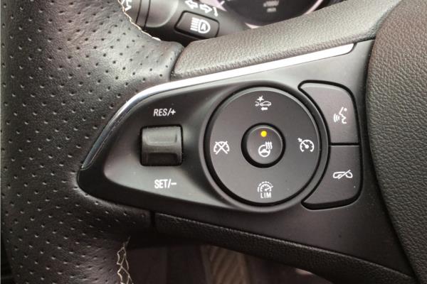 2019 Vauxhall Insignia 2.0 Turbo D BlueInjection SRi VX Line Nav Sports Tourer 5dr Diesel (s/s) (170 ps) - Cloth/Leather, photo 18